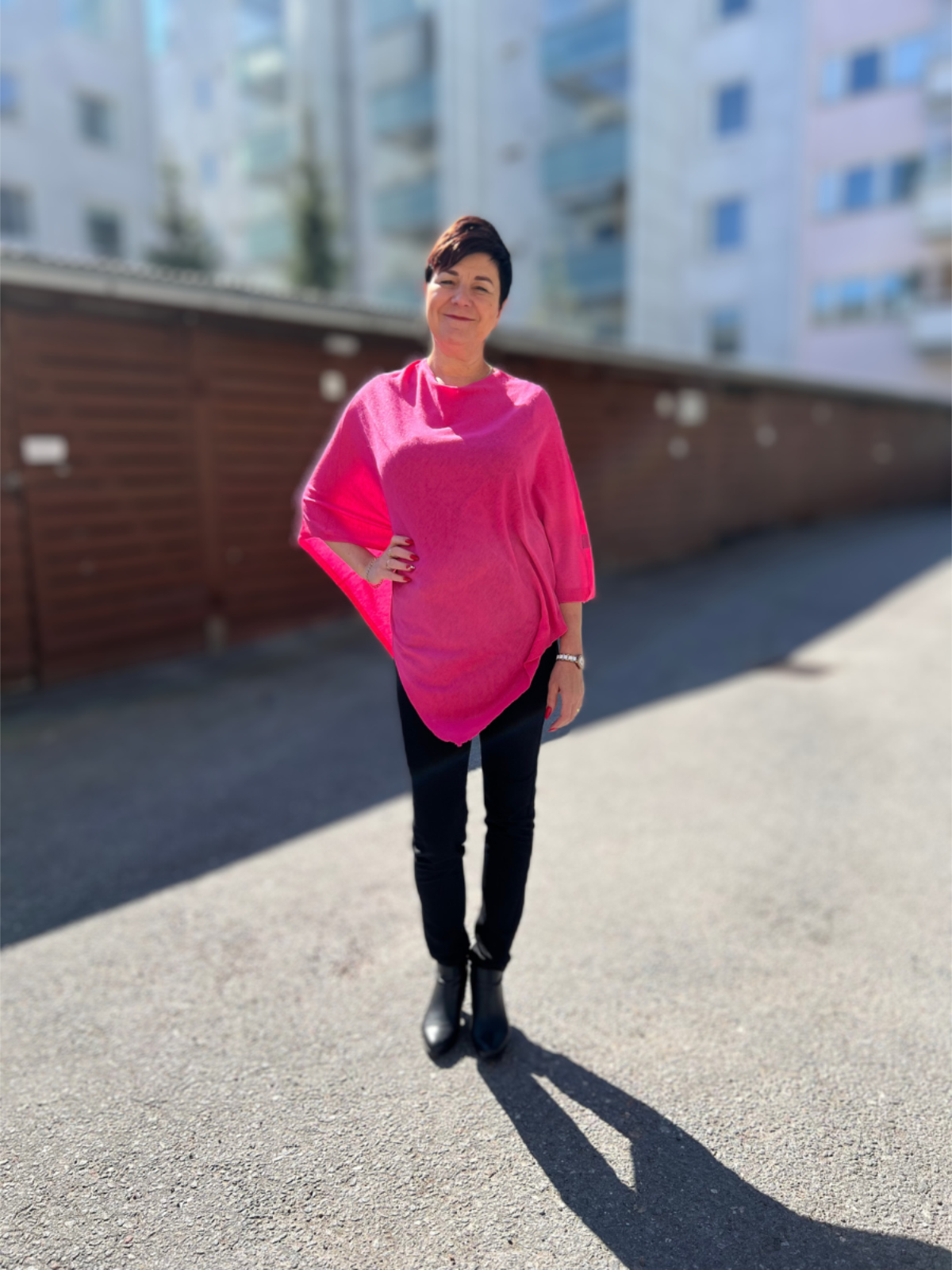 Poncho Juolas pinkki, Lasessor
