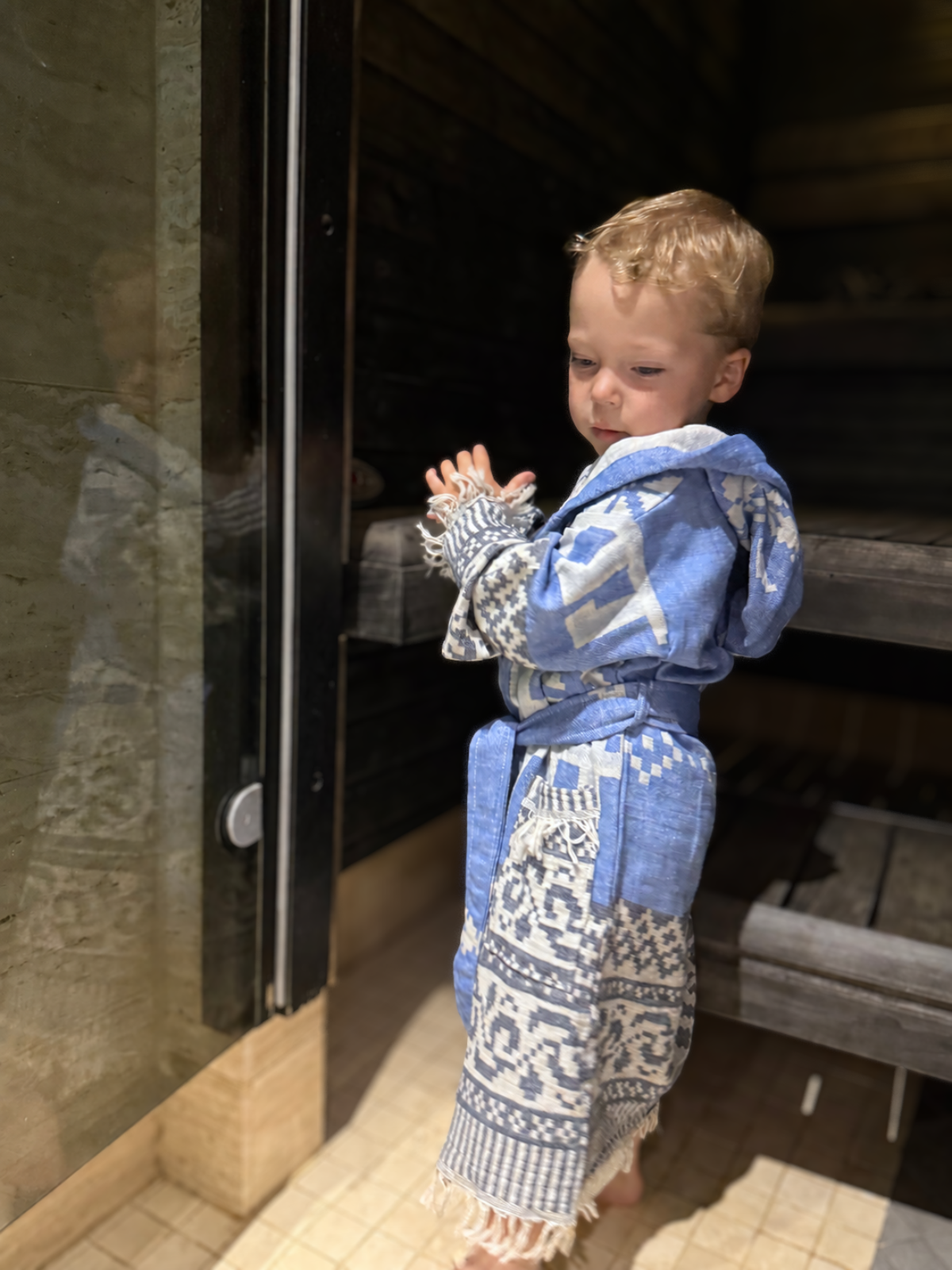 Kreikkalainen hupullinen kylpytakki lasten Ornamentti sininen